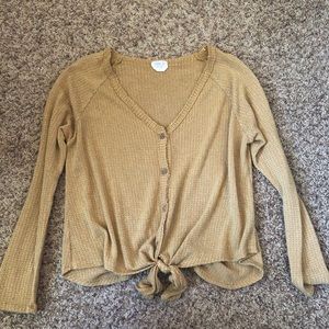 Yellow long sleeve tie shirt with buttons